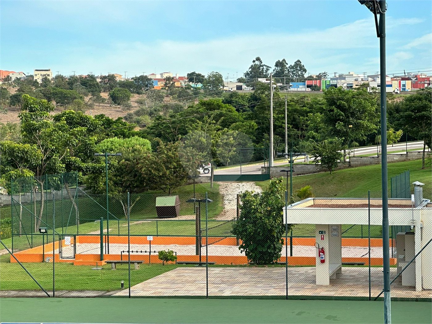 Terreno à venda no condomínio Residencial Central Parque, Salto - SP
