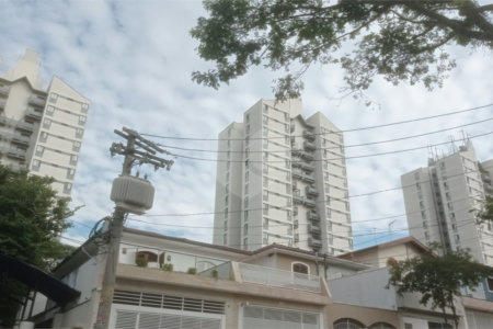 Apartamento à venda com 3 quartos, sendo 1 suíte, em Jardim Luanda, São Paulo, SP