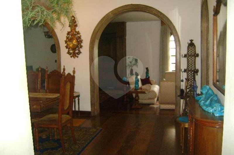 Casa à venda com 4 suítes em Vila Tramontano, São Paulo, SP