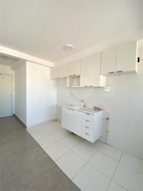 Apartamento à venda com 2 quartos em Vila Paulicéia, São Paulo, SP