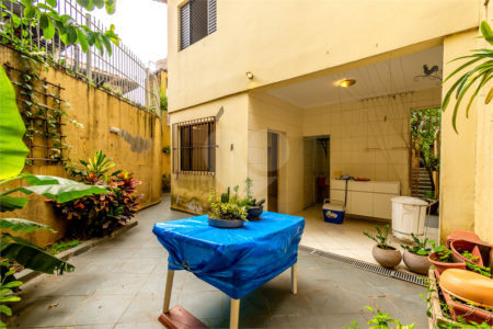 Casa à venda com 3 quartos, sendo 1 suíte, em São Judas, São Paulo, SP
