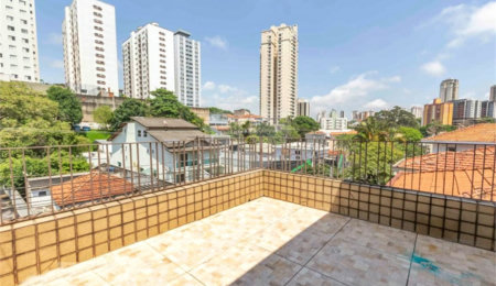 Sobrado à venda com 4 quartos, sendo 1 suíte,  em Água Fria, São Paulo, SP