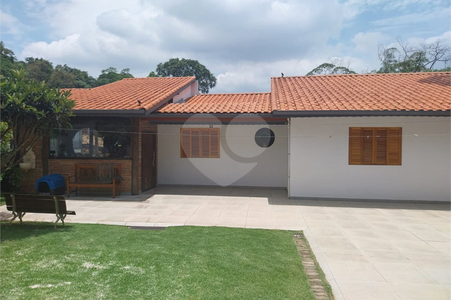 Casa à venda com 5 quartos no condomínio Parque Suiça, Caieiras - SP
