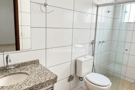 Casa para alugar com 3 quartos, sendo 1 suíte, no condomínio Recanto das Palmeiras, Três Lagoas - MS