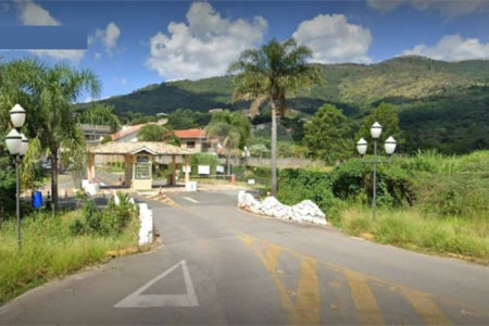 Casa à venda com 3 suítes no condomínio Residencial Parque Arco-íris, Atibaia - SP
