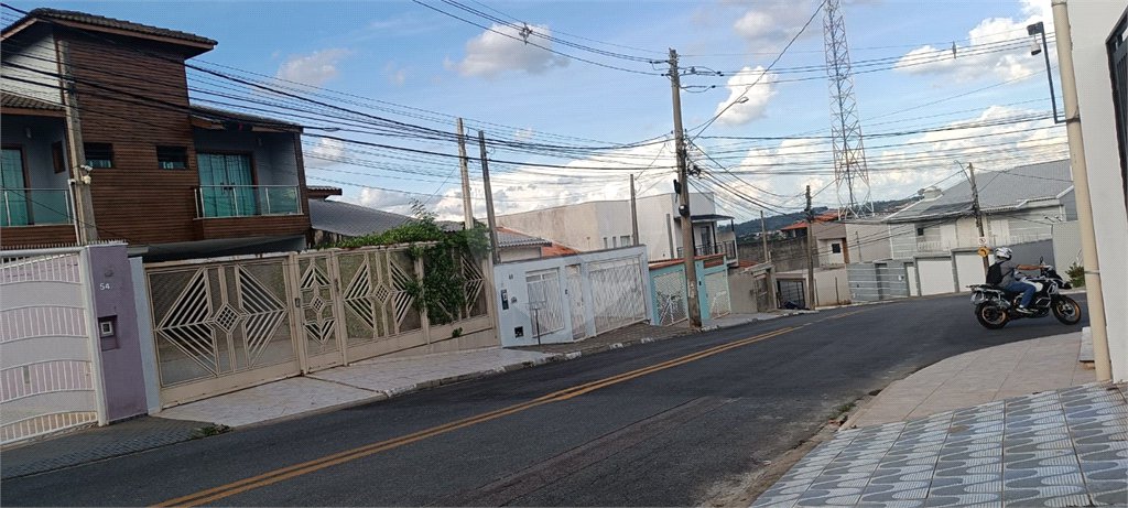 Casa à venda com 2 quartos, sendo 1 suíte, em Vila Domingues, Votorantim, SP