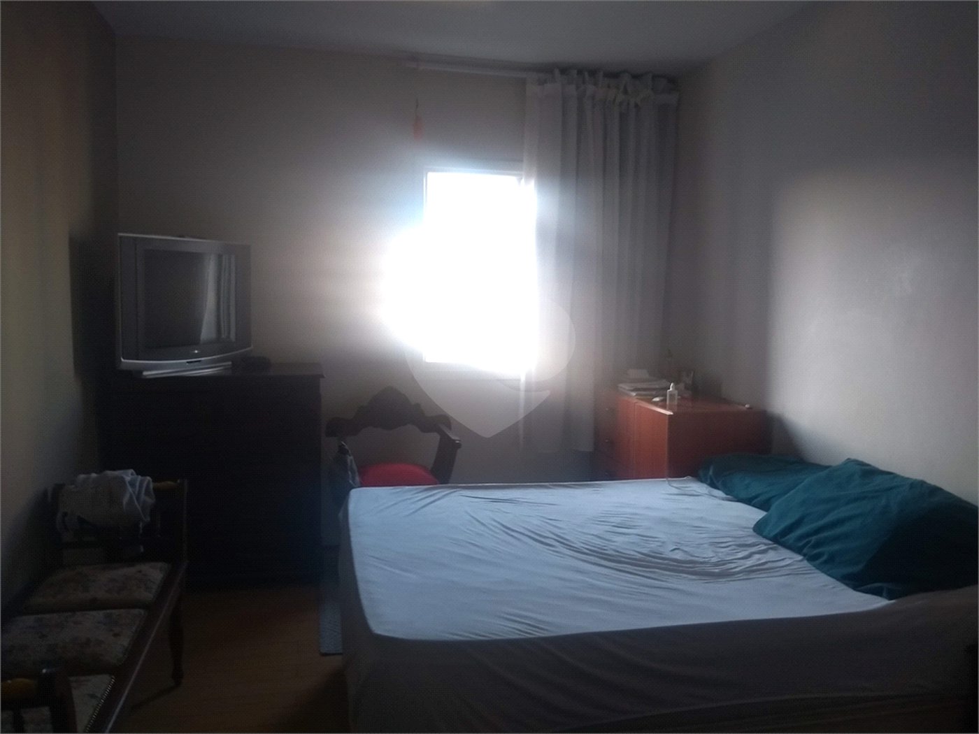 Apartamento à venda com 3 quartos, sendo 1 suíte,  no Centro, Mogi das Cruzes, SP