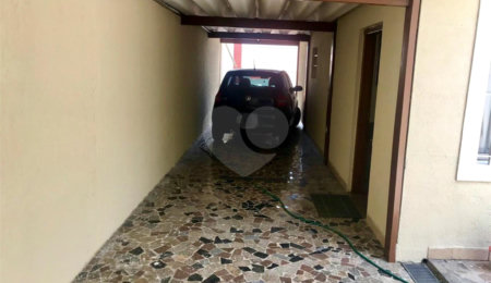 Sobrado à venda com 2 quartos no Brasilândia, São Paulo, SP