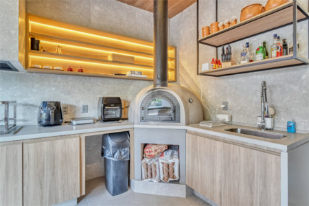 Casa à venda com 4 suítes no condomínio L'unique, São Paulo - SP