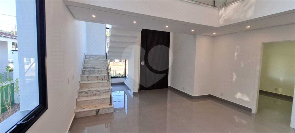 Casa à venda com 3 suítes no condomínio Reserva dos Vinhedos, Louveira - SP
