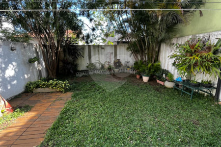Sobrado à venda com 4 quartos, sendo 1 suíte, em Vila Formosa, São Paulo, SP