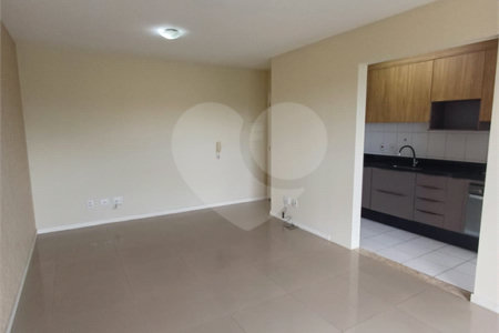 Casa à venda com 4 quartos, sendo 1 suíte, em Ivoturucaia, Jundiaí, SP