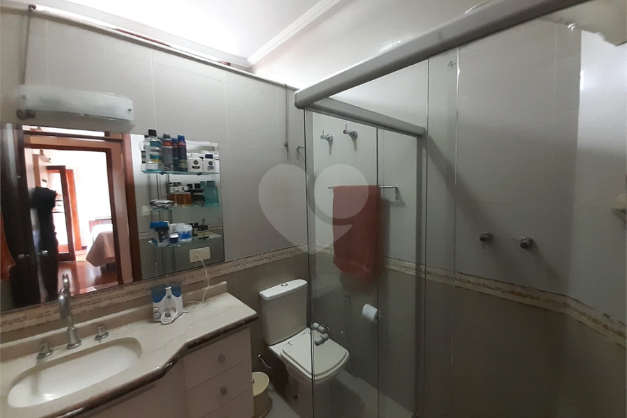 Casa à venda com 4 quartos, sendo 2 suítes,  em Jardim Floresta, São Paulo, SP