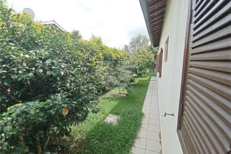 Casa a Venda no Condomínio Vista Alegre - Café em Vinhedo/SP