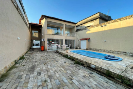 Casa à venda com 4 quartos, sendo 1 suíte, em Campo Grande, Rio de Janeiro, RJ