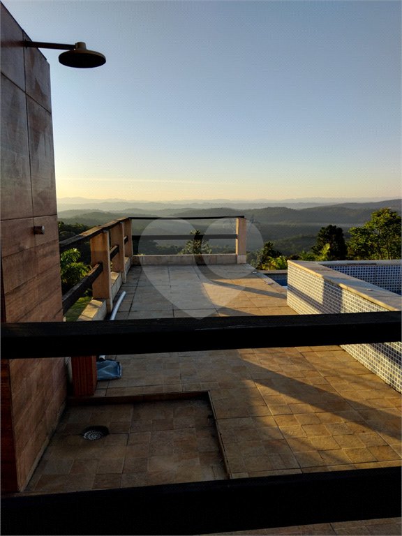 Chácara à venda com 3 quartos, sendo 1 suíte,  em Botujuru, Mogi das Cruzes, SP