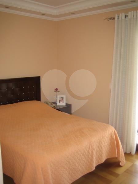 Sobrado à venda com 3 quartos, sendo 1 suíte, em Vila Ester (zona Norte), São Paulo, SP