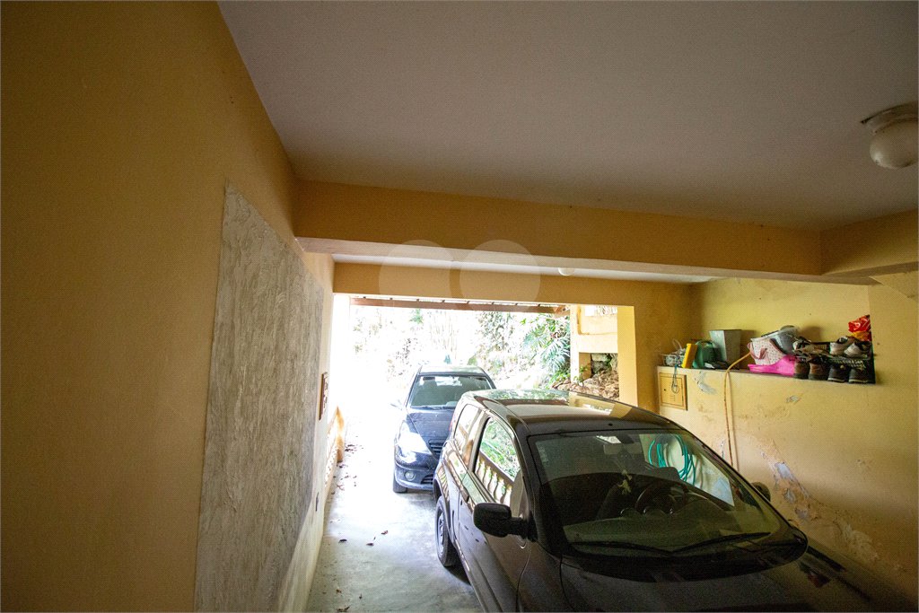 Chácara à venda com 4 quartos, sendo 2 suítes, em Vila Santa Rita, São Roque, SP