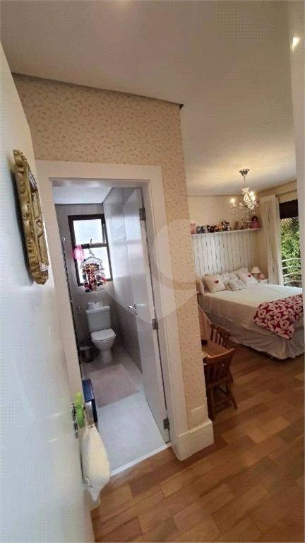 Casa à venda com 3 suítes no condomínio Metropolitan, São Paulo - SP