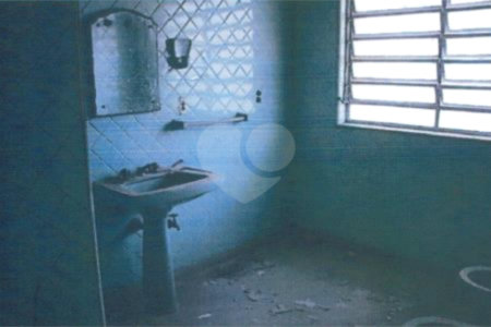 Casa à venda com 3 quartos, sendo 1 suíte, em Vila Mariana, São Paulo, SP