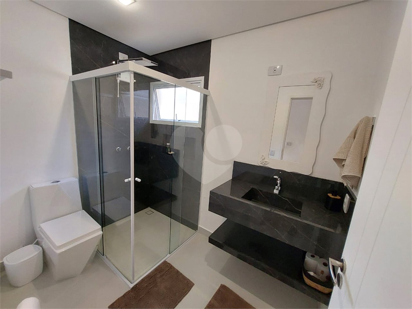 Casa à venda com 3 quartos, sendo 1 suíte,  em Jardim Paulista, Atibaia, SP