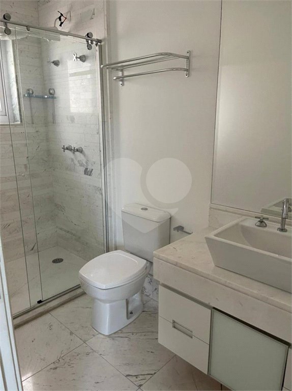 Casa à venda com 3 suítes no condomínio Quinta de Santo Antônio, São Paulo - SP