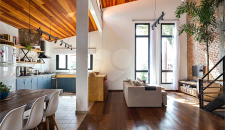 Casa Térrea à venda com 3 quartos, sendo 2 suítes,  em Vila Ipojuca, São Paulo, SP