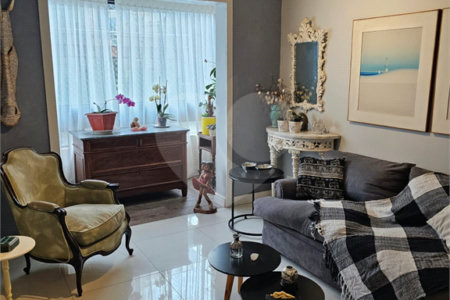 Apartamento à venda com 3 quartos, sendo 1 suíte, em Vila Olímpia, São Paulo, SP