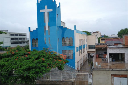 Casa à venda com 5 quartos, sendo 1 suíte, em Bangu, Rio de Janeiro, RJ