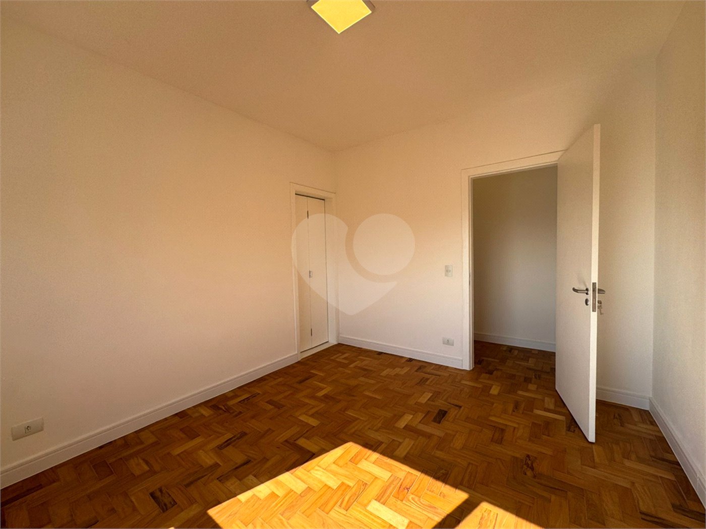 Apartamento à venda com 2 quartos, sendo 1 suíte, em Cambuci, São Paulo, SP