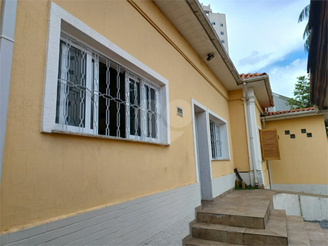 Casa Térrea à venda com 3 quartos, sendo 1 suíte,  em Santana, São Paulo, SP