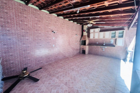 Casa para alugar com 3 quartos, sendo 1 suíte,  em Wanel Ville, Sorocaba, SP