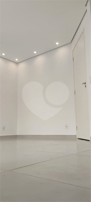 Apartamento à venda com 2 quartos em Zona Industrial, Sorocaba, SP