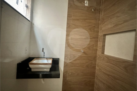 Casa à venda com 3 quartos, sendo 1 suíte,  em Ipê, Três Lagoas, MS