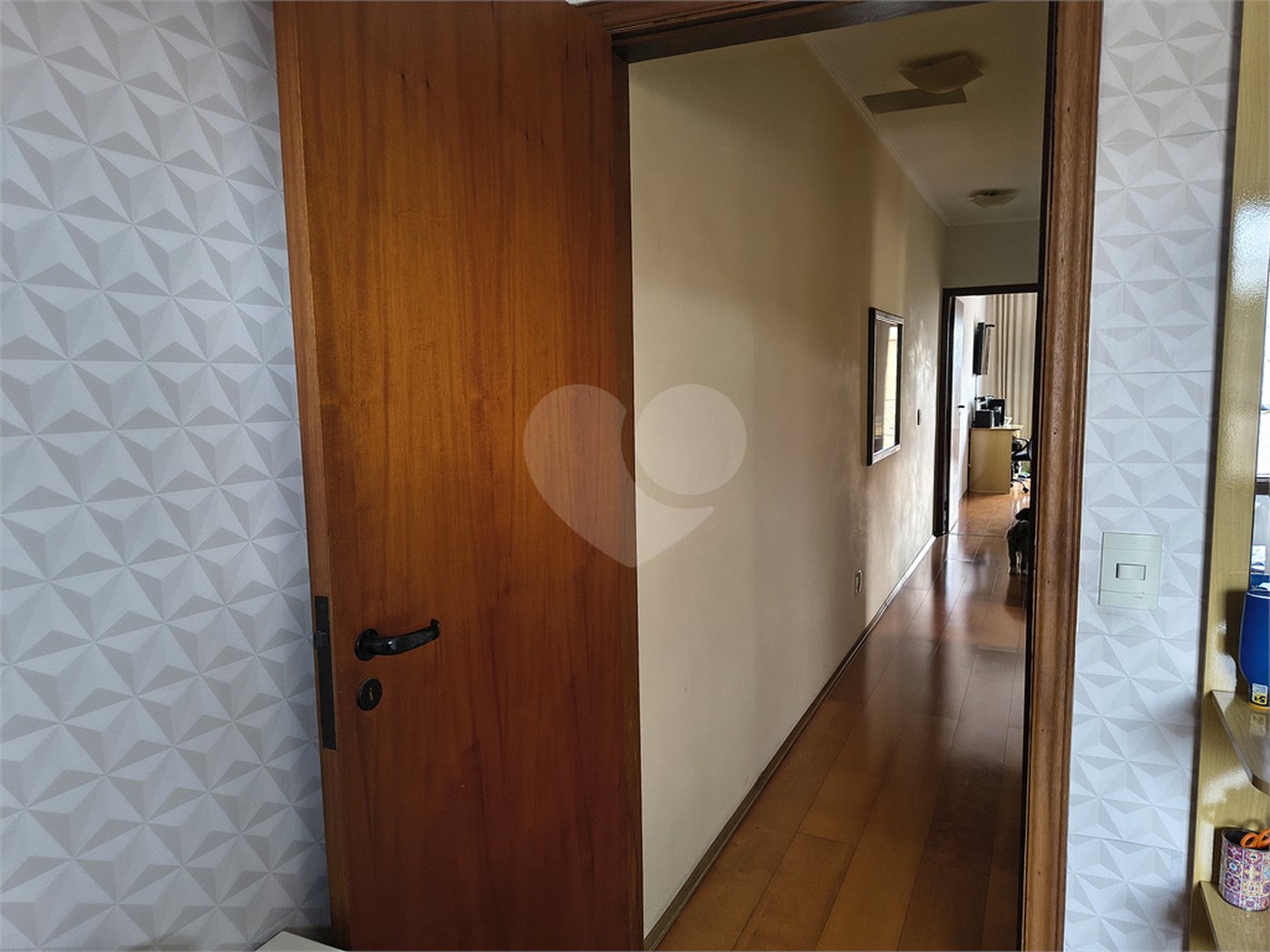 Sobrado à venda com 3 quartos, sendo 1 suíte, em Tremembé, São Paulo, SP