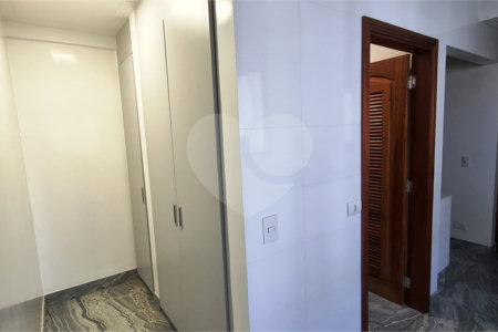 Apartamento à venda com 4 quartos, sendo 3 suítes, em Santana, São Paulo, SP