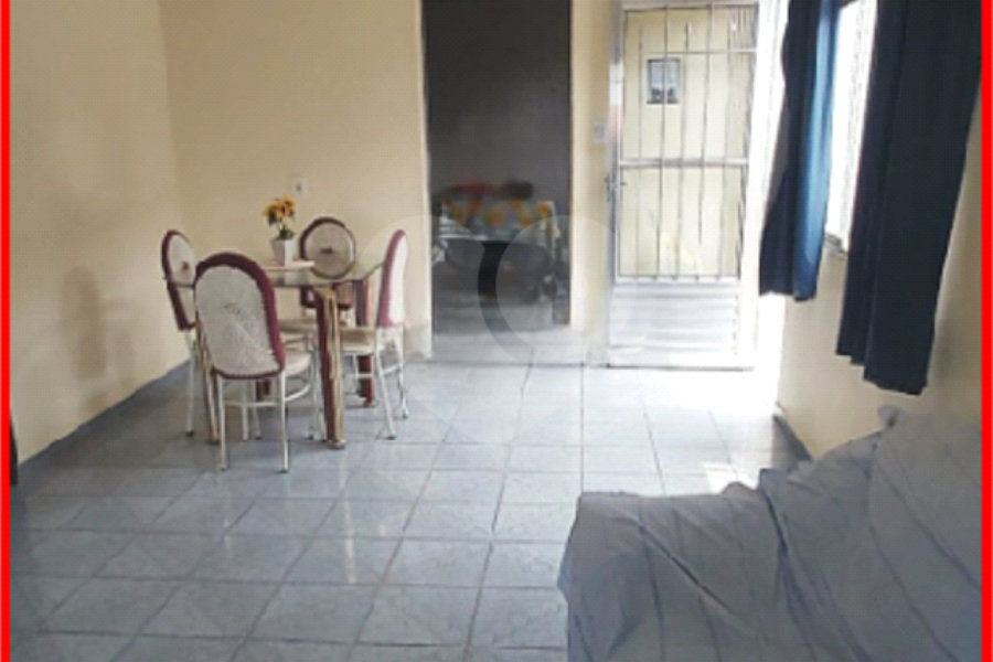 Sobrado à venda com 4 quartos, sendo 1 suíte, em Jaçanã, São Paulo, SP