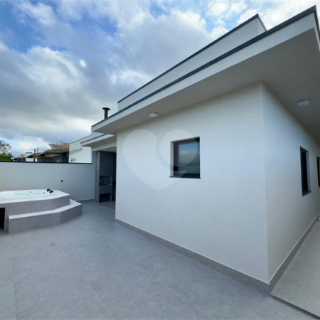 Casa à venda com 3 suítes no condomínio Residencial Phytus, Cabreúva - SP