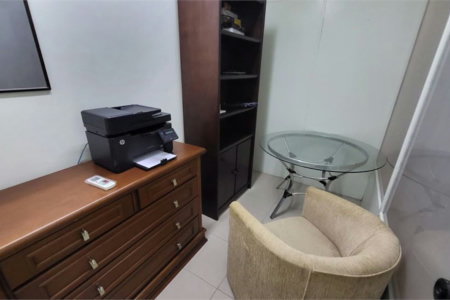 Sala Comercial à venda, Encruzilhada, Santos - SA0102.