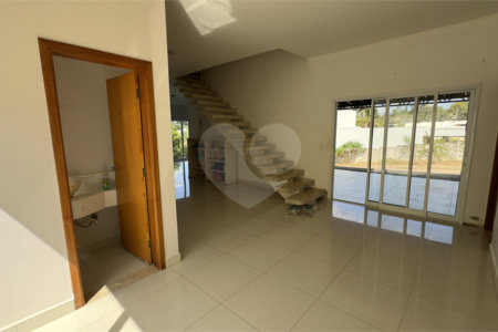 Casa à venda ou para alugar com 3 suítes no condomínio Acmti - Colinas do Mosteiro, Terras de Itaici e Recanto dos Pássaros, Indaiatuba - SP