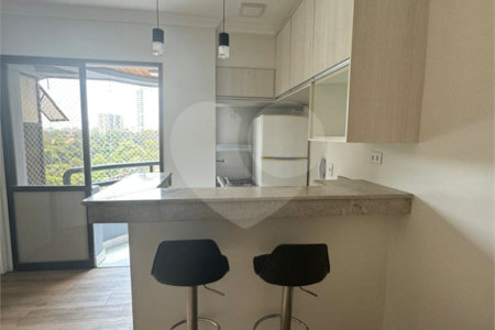Apartamento à venda com 1 quarto em Vila Suzana, São Paulo, SP