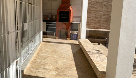 Sobrado à venda com 4 quartos, sendo 2 suítes,  em Paraisópolis, São Paulo, SP