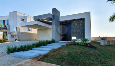 Casa à venda com 3 suítes no condomínio Alphaville Nova Esplanada 4, Votorantim - SP