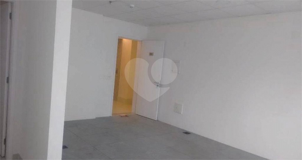 Sala à venda em Vila Homero Thon, Santo André, SP