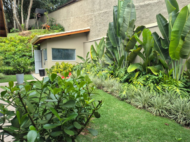 Casa à venda com 3 suítes no condomínio Alpes da Cantareira, Mairiporã - SP