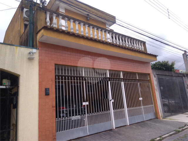 Sobrado à venda com 4 quartos, sendo 3 suítes,  em Limão, São Paulo, SP