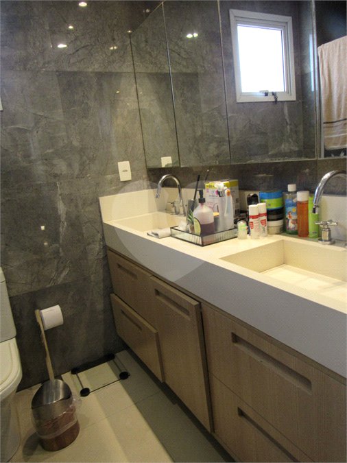 Apartamento para alugar com 3 suítes em Santana, São Paulo, SP
