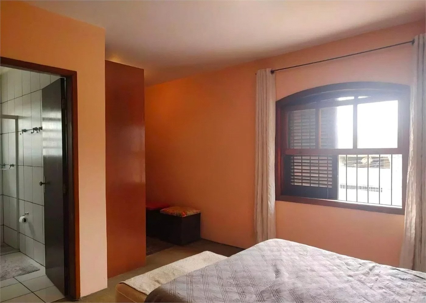 Sobrado à venda com 3 quartos, sendo 1 suíte, em Jardim Ester, São Paulo, SP