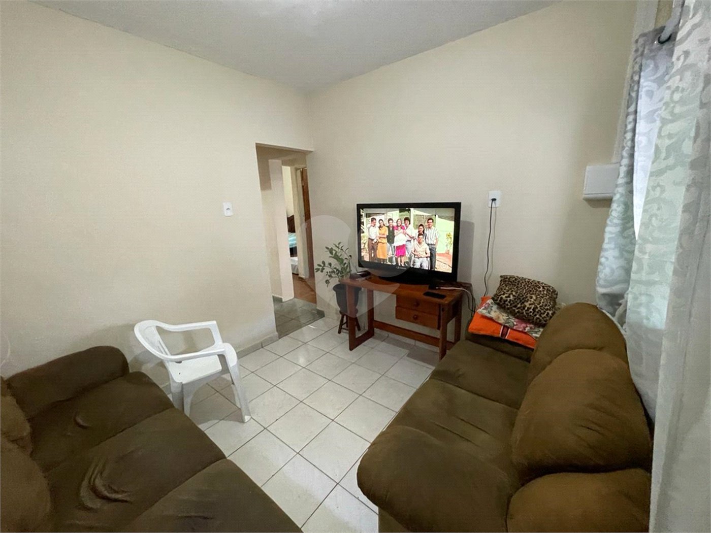 Casa à venda com 2 quartos em Parque Esmeralda, Sorocaba, SP