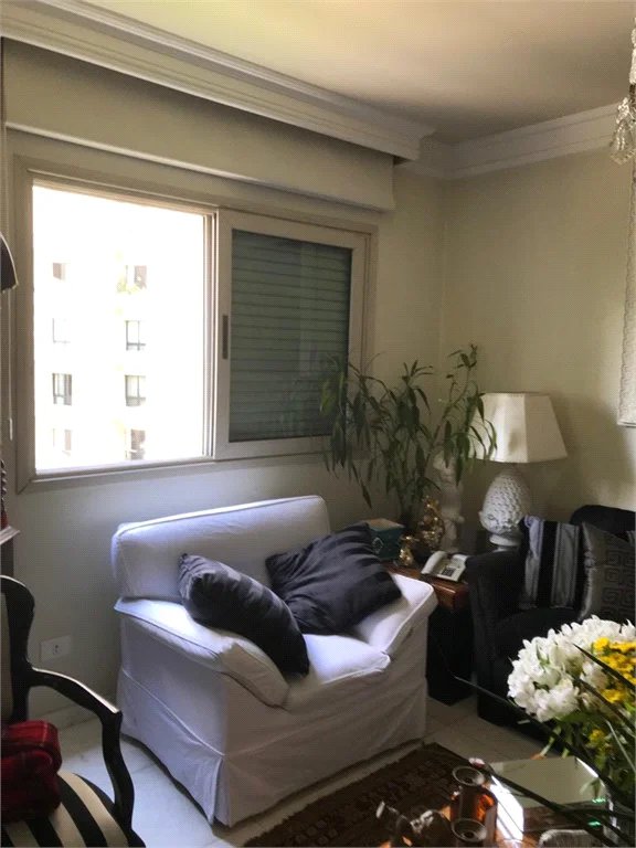 Apartamento à venda com 3 suítes em Vila Morumbi, São Paulo, SP